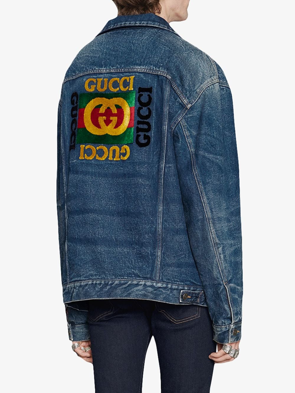 фото Gucci джинсовая куртка в стиле оверсайз с нашивками