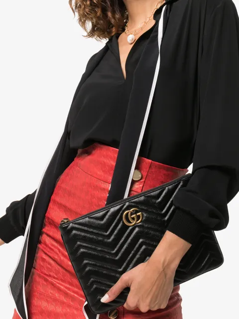 Gucci Gg Marmont Quilted Leather Clutch In Black
