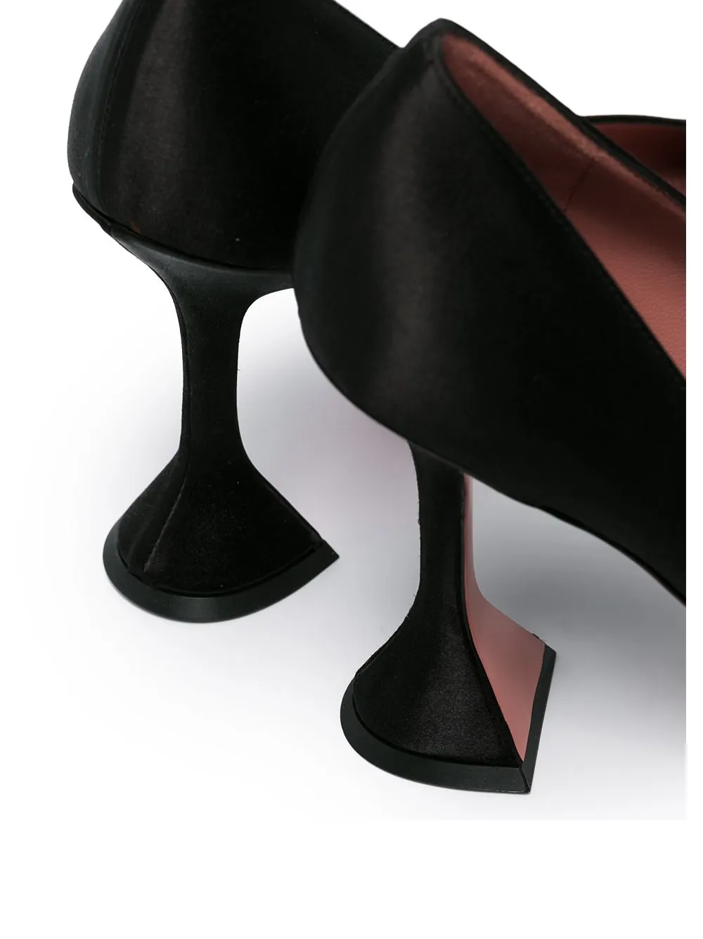 amina muaddi begum black