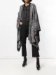 الصورة 2 من Yves Saint Laurent Pre-Owned بنوشو بطبعة جلد الحيوان 1980