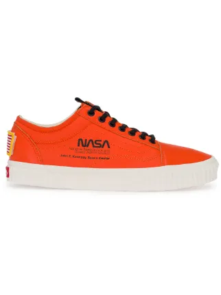 vans nasa old skool