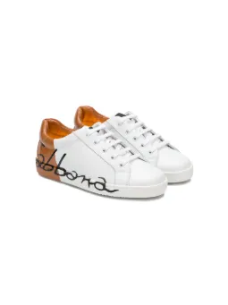 Sneakers con logo laterale