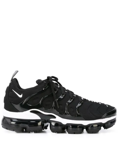 Nike Turnschuhe Mit Schnürung - Tendenza classica, vale la pena avere Nike Turnschuhe Mit Schnürung - Tendenza classica, vale la pena avere