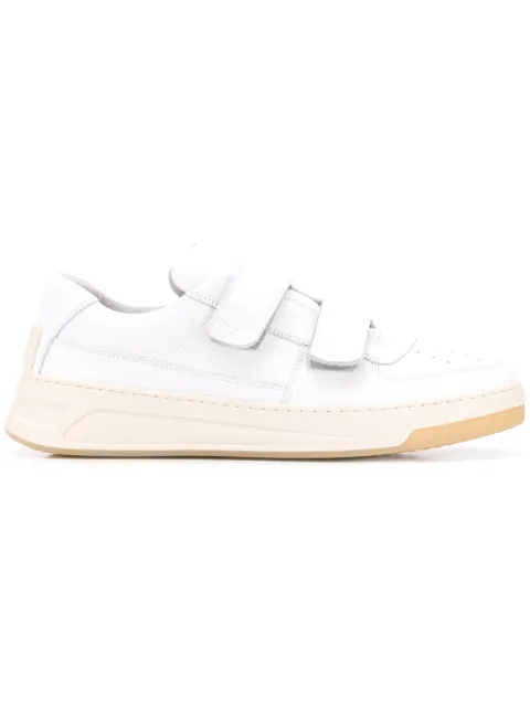white trainers with velcro