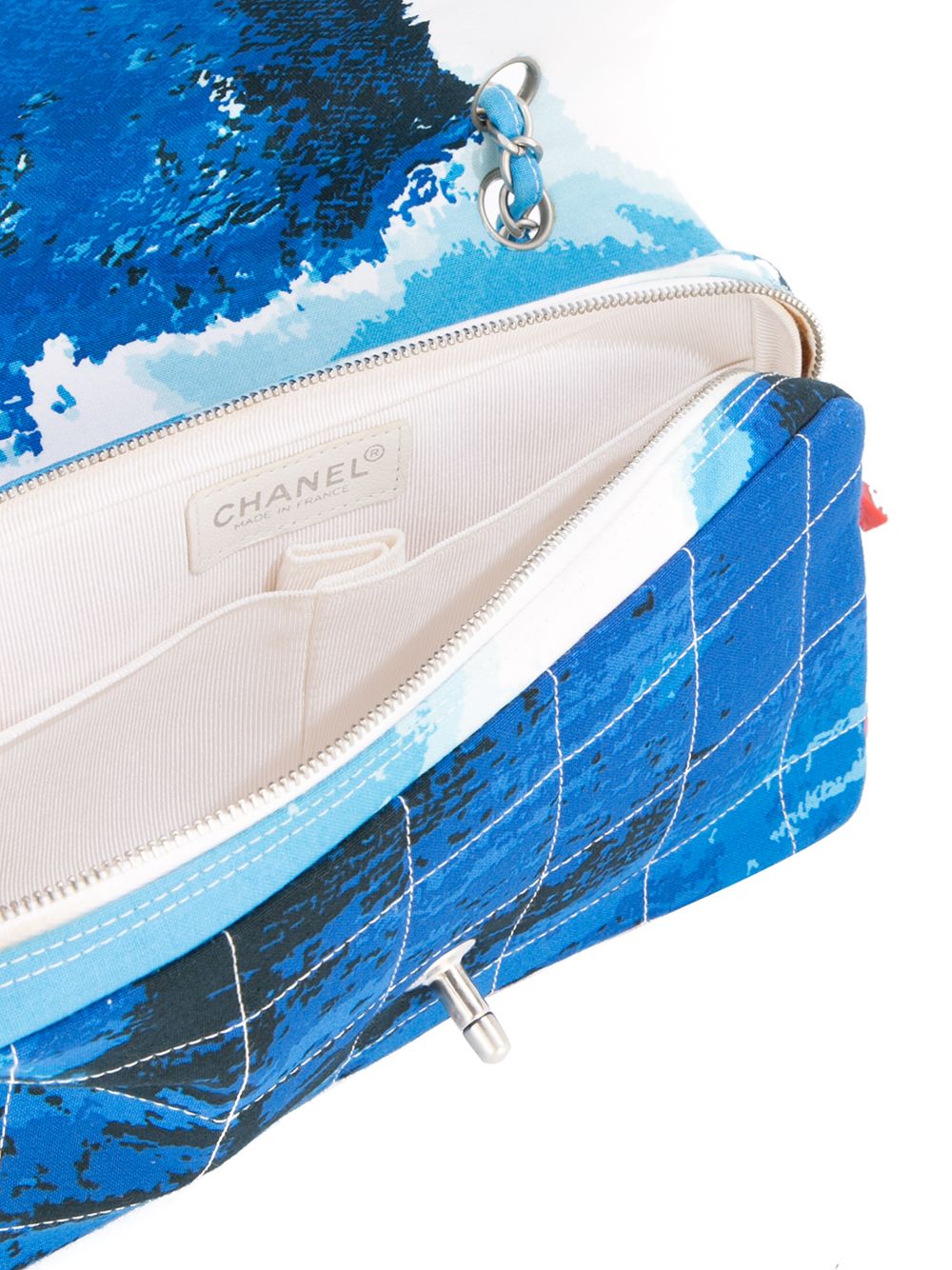 CHANEL surf-print quilted shoulder bag Women