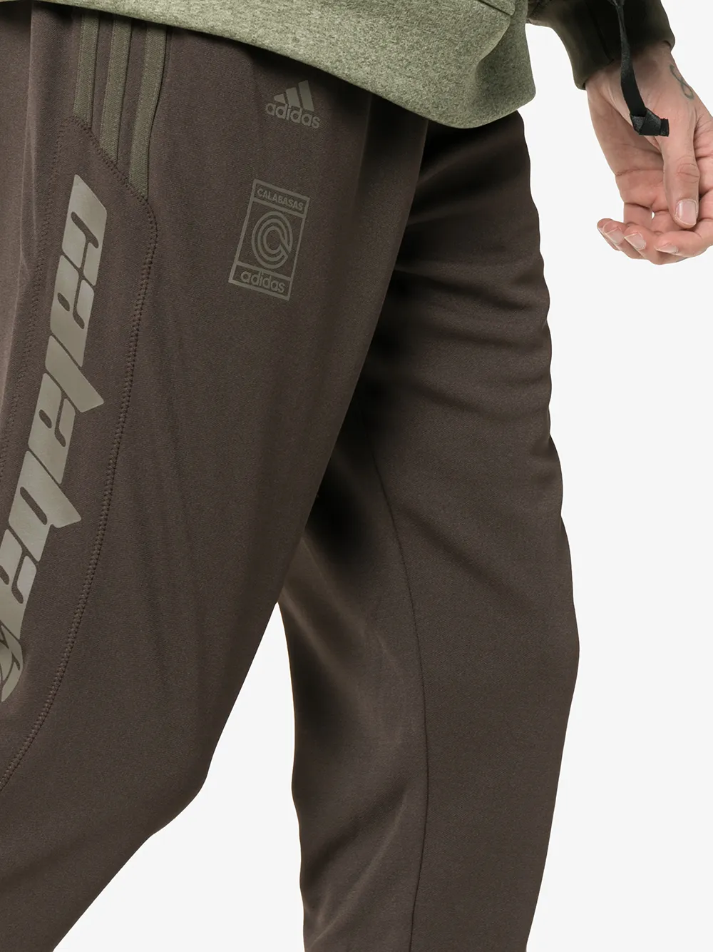 adidas Trainingsbroek met streepprint Bruin