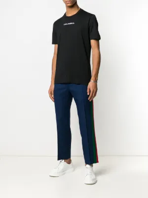 camiseta con logo