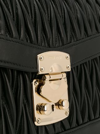 Miu Confidential Matelassé bag展示图