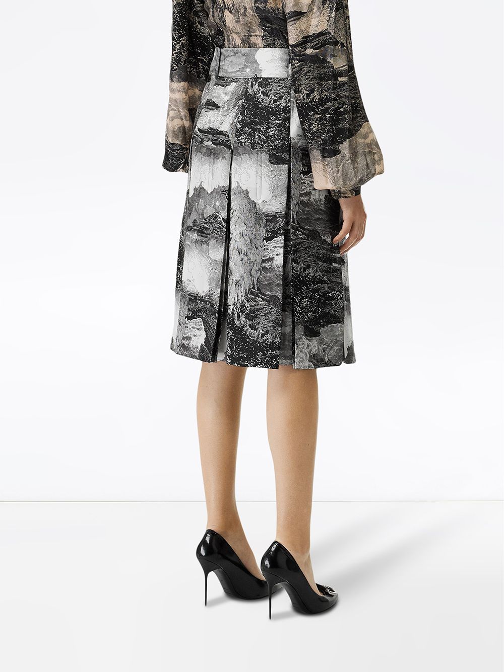 Burberry Dreamscape Print Pleated Silk Tie-waist Skirt - Farfetch
