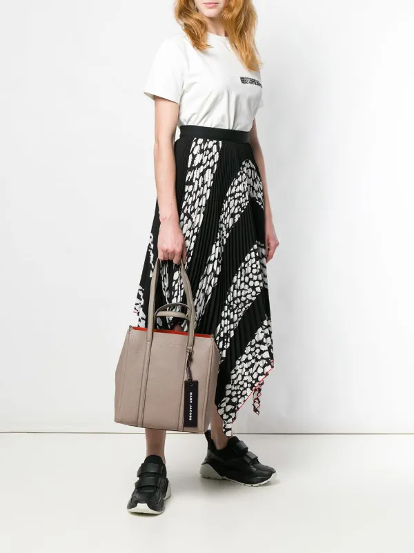 marc jacobs tag tote bag