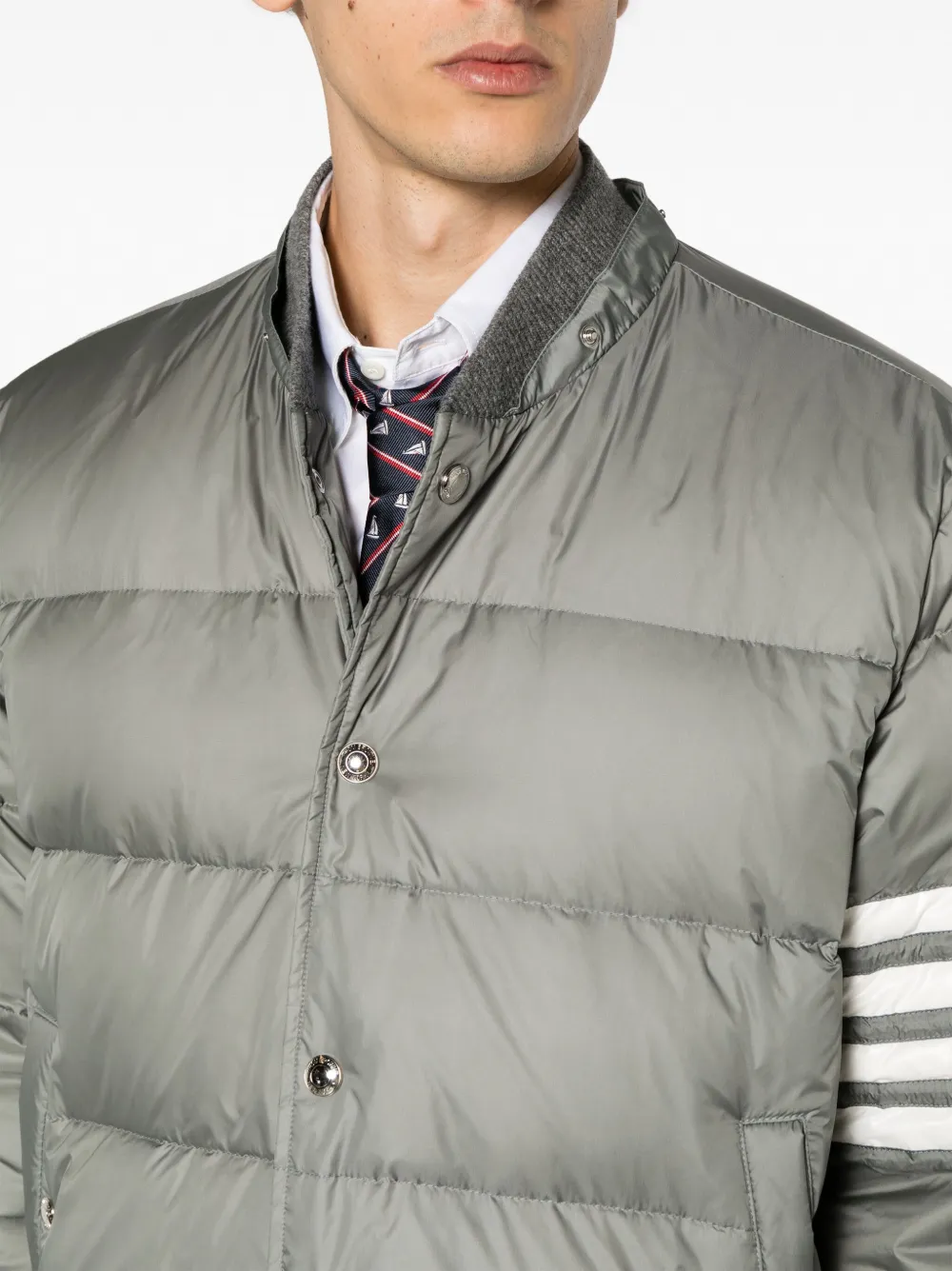 希少サイズ トムブラウン Thom Browne ボンバー ナイロン 4bar