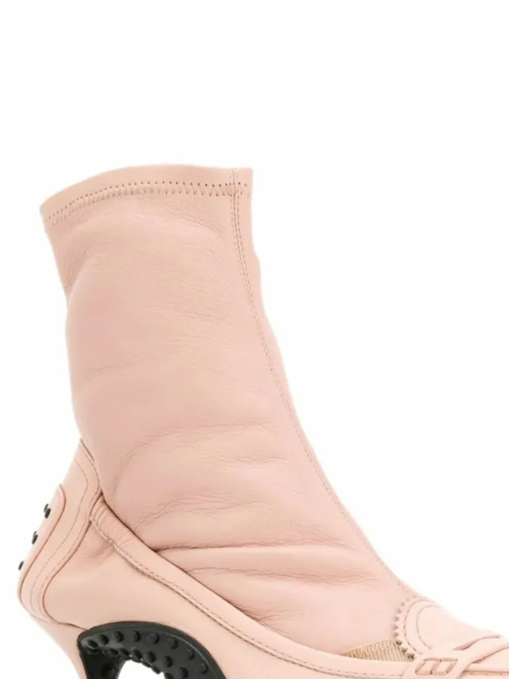 Tod's soklaarzen met puntige neus Roze