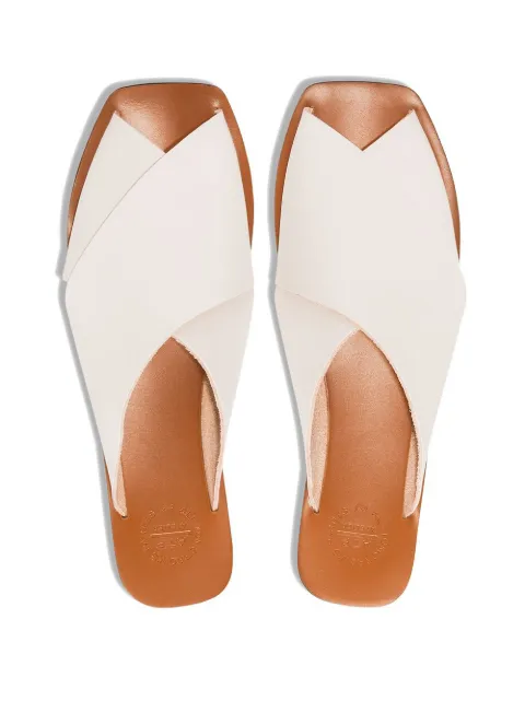 Atp Atelier Alicia Crossover Strap Sandals In White