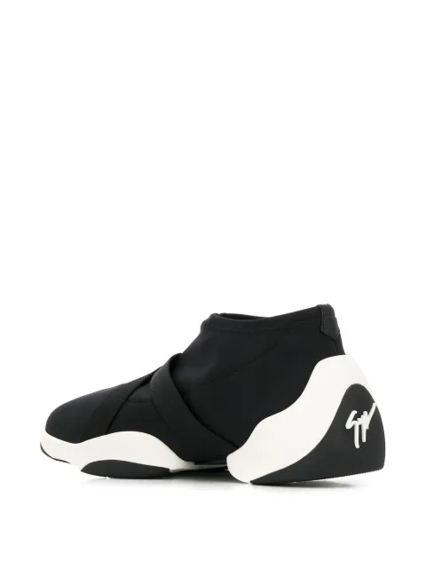 giuseppe zanotti light jump