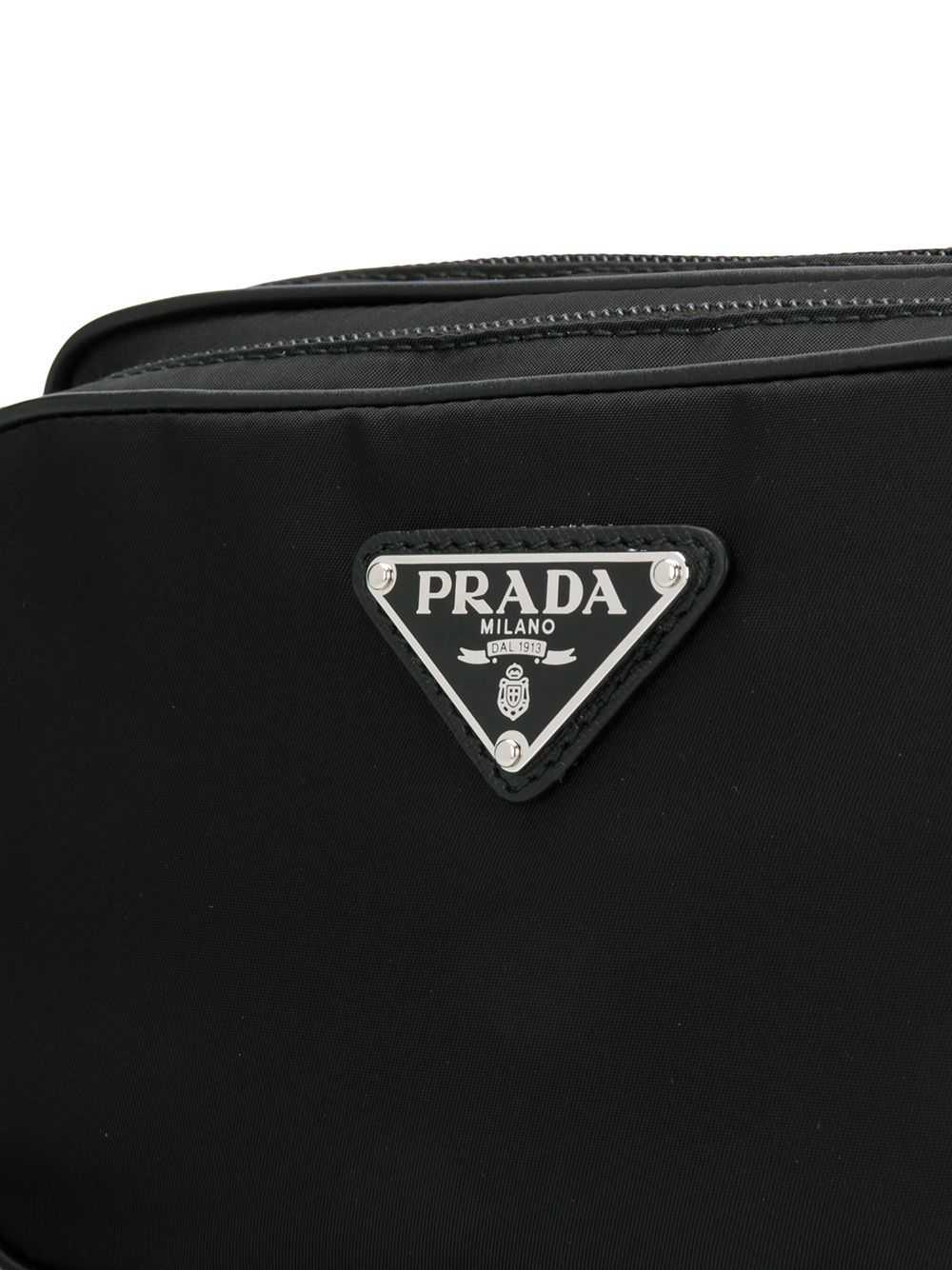 фото Prada поясная сумка с логотипом