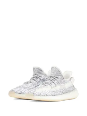 adidas YEEZY for Women Designer Shoes FARFETCH US - Main Image