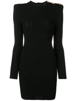 Vestido de tricô com detalhe de abotoamento