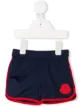 الصورة 1 من Moncler Kids شورت سباحة بأطراف متباينة الألوان