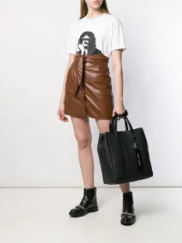 the oversized tag tote