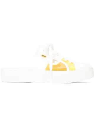 white mule tennis shoes