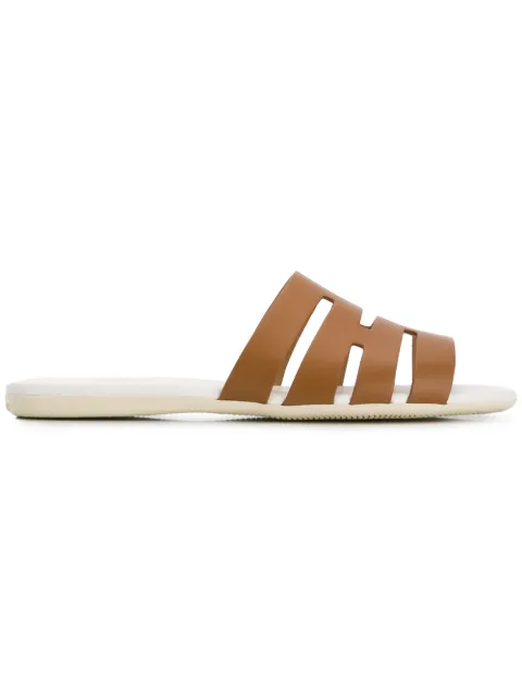 Hogan cut-out sliders
