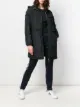 الصورة 2 من Moncler معطف مبطن مزين بكرانيش