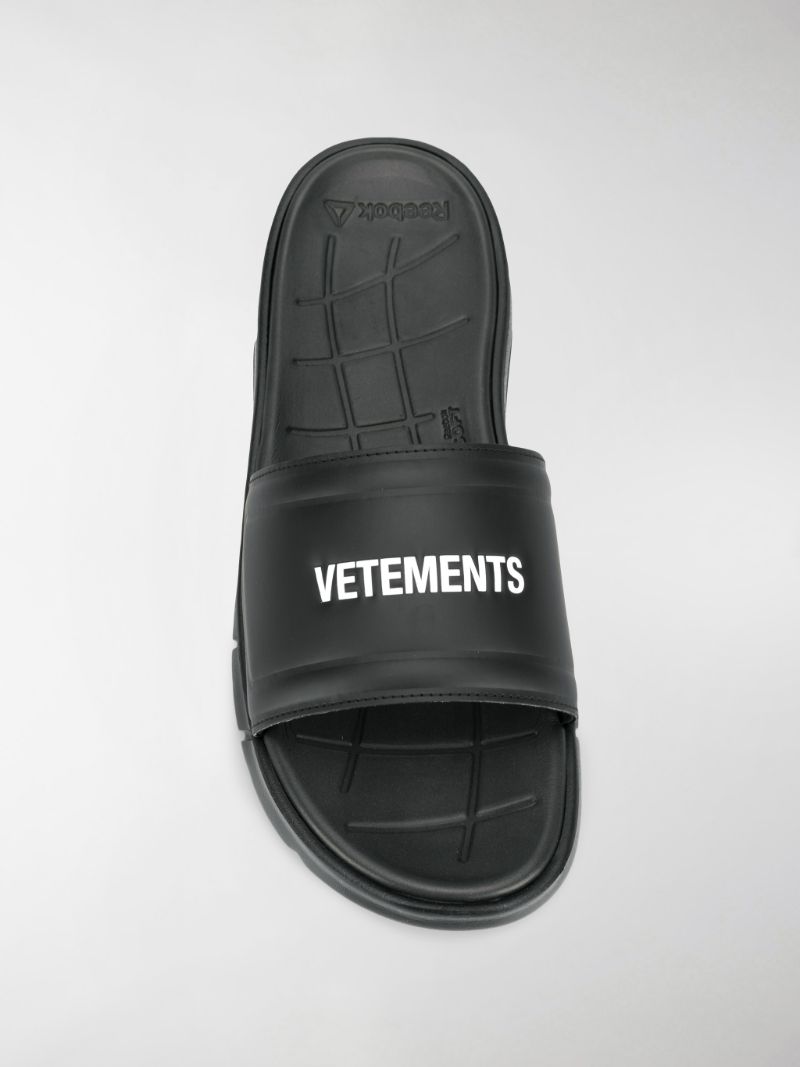 vetements reebok slides