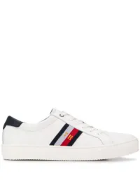 tommy hilfiger low top sneakers