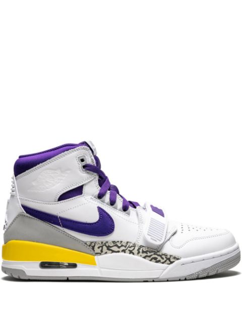 harga air jordan legacy 312