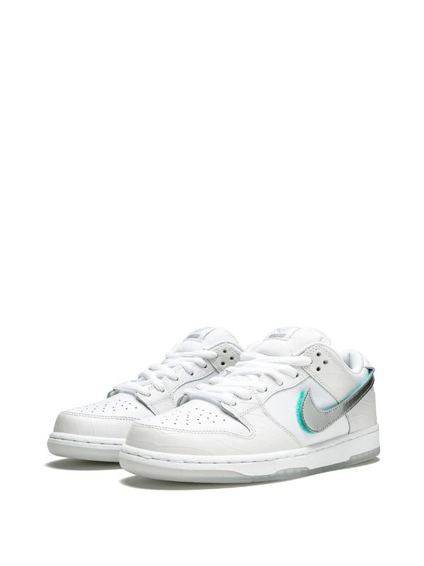 Nike x Diamond Supply Co. SB Dunk Low OG QS "White" Sneakers - Farfetch