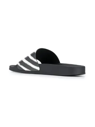 Off White Sprejade Randiga Tofflor Farfetch Off White Sprejade Randiga Tofflor Farfetch