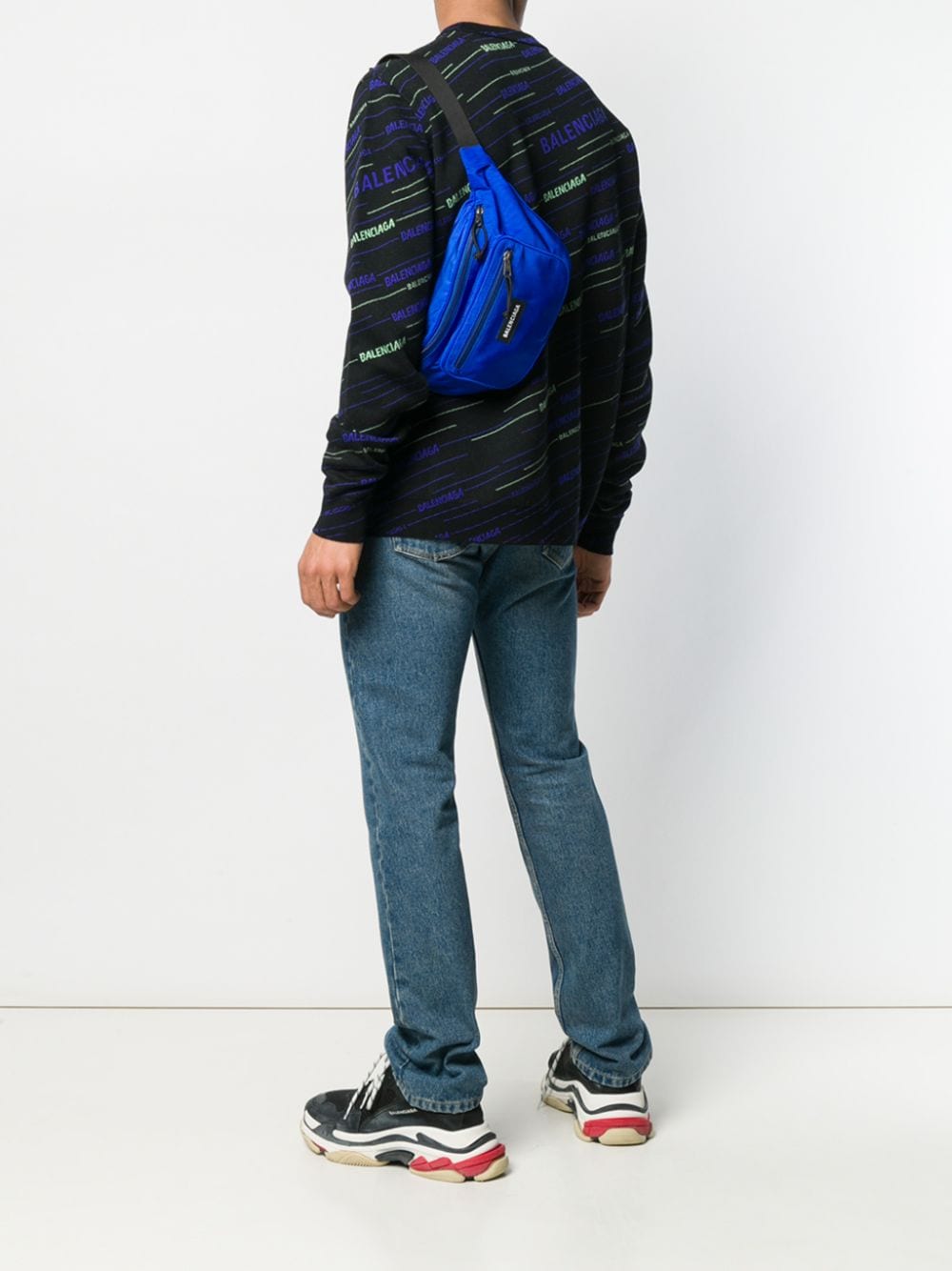 фото Balenciaga свитер в полоску с логотипом
