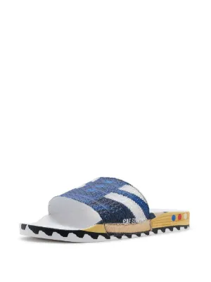 Adidas x Raf Simons 'Adilette' Pantoletten Adidas x Raf Simons 'Adilette' Pantoletten