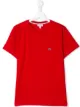 الصورة 1 من Lacoste Kids تيشيرت بشعار مطرز