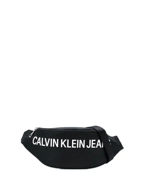 Cangurera Sports Essential Calvin Klein Jeans - Compra online - Envío  express, devolución gratuita y pago seguro