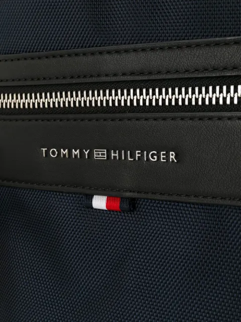 tommy hilfiger elevated crossbody bag