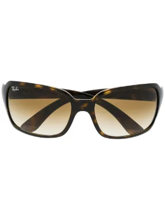 Ray-Ban