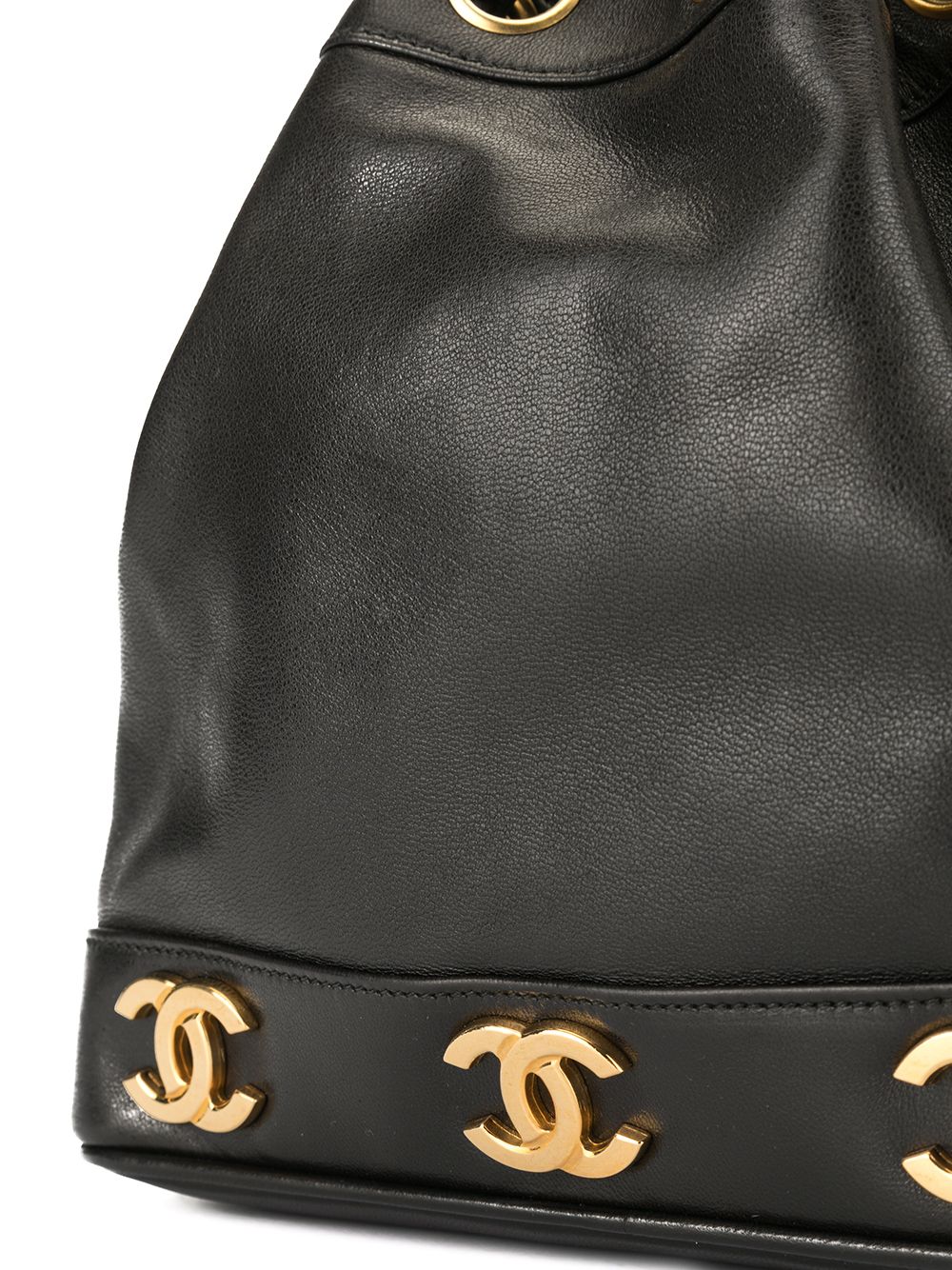 Cheap CHANEL CC logo-chain drawstring bucket bag Women