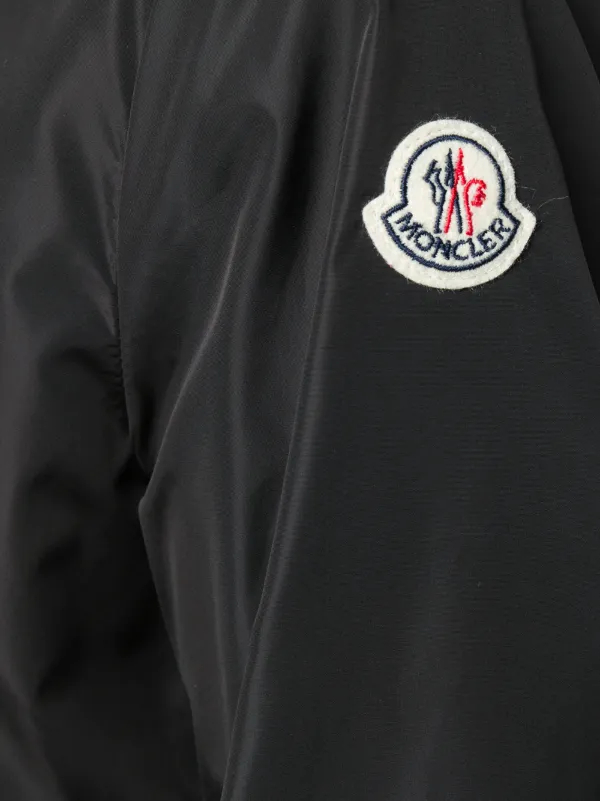 moncler jas logo