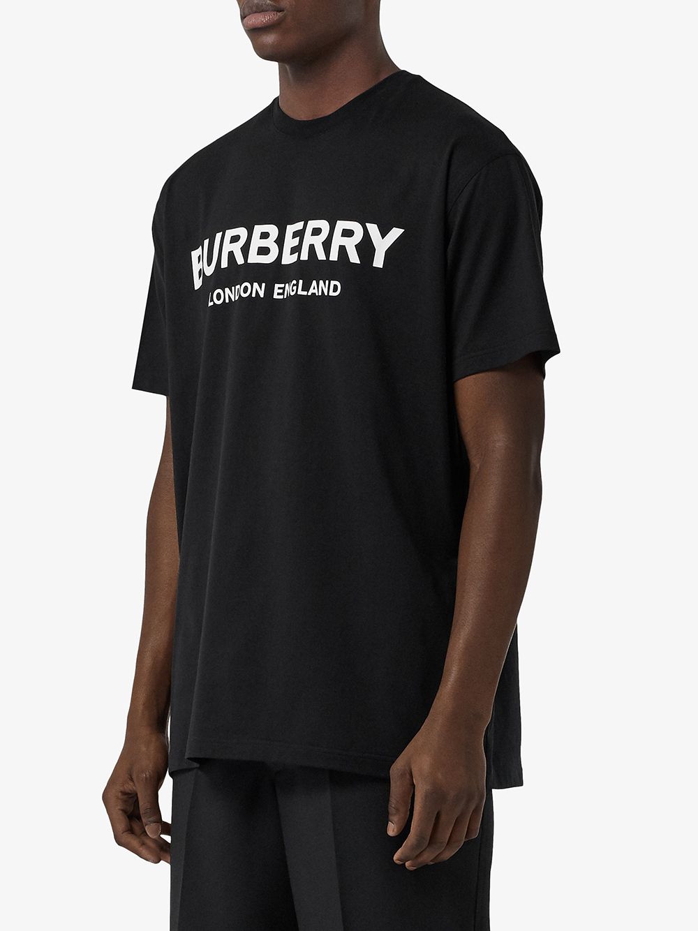 Shop Burberry logo print T-shirt with Express Delivery - FARFETCH