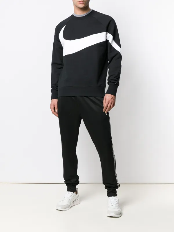 nike swoosh pull