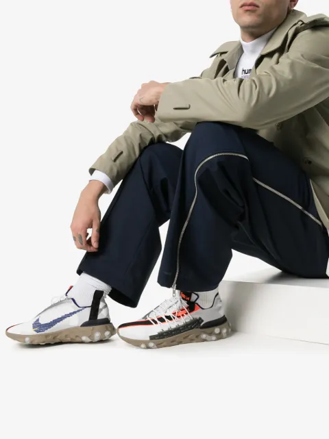 NIKE x Ispa React sneakers แต่งตัวสตรีท แต่งตัววินเทจ