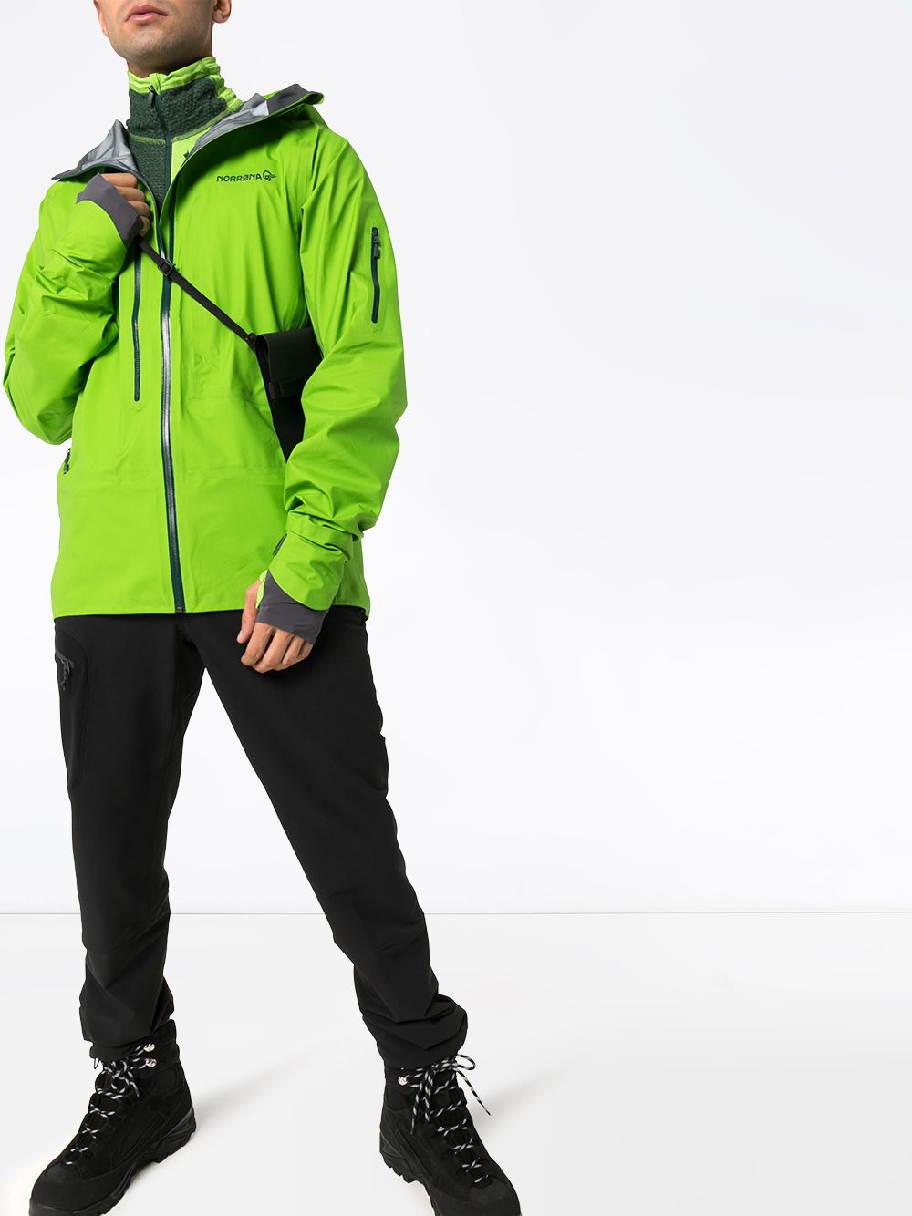 фото Norrona Lofoten GORE-TEX zip-front jacket