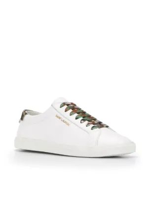 Yves Saint Laurent court classic sl/06 heren sneakers zilver/rood vind je  in Sneakerstad