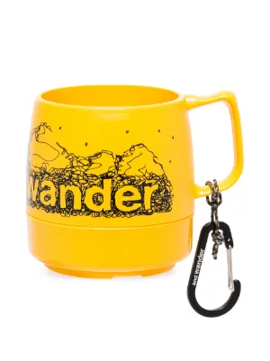 and Wander كوب كبير بشعار