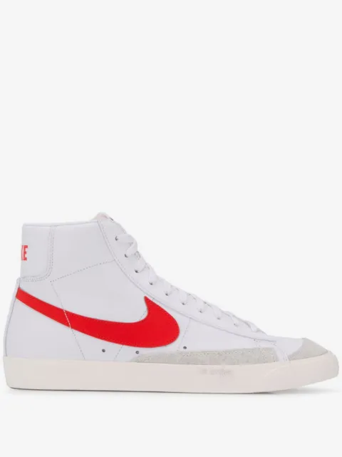Nike baskets montantes Blazer Mid 77
