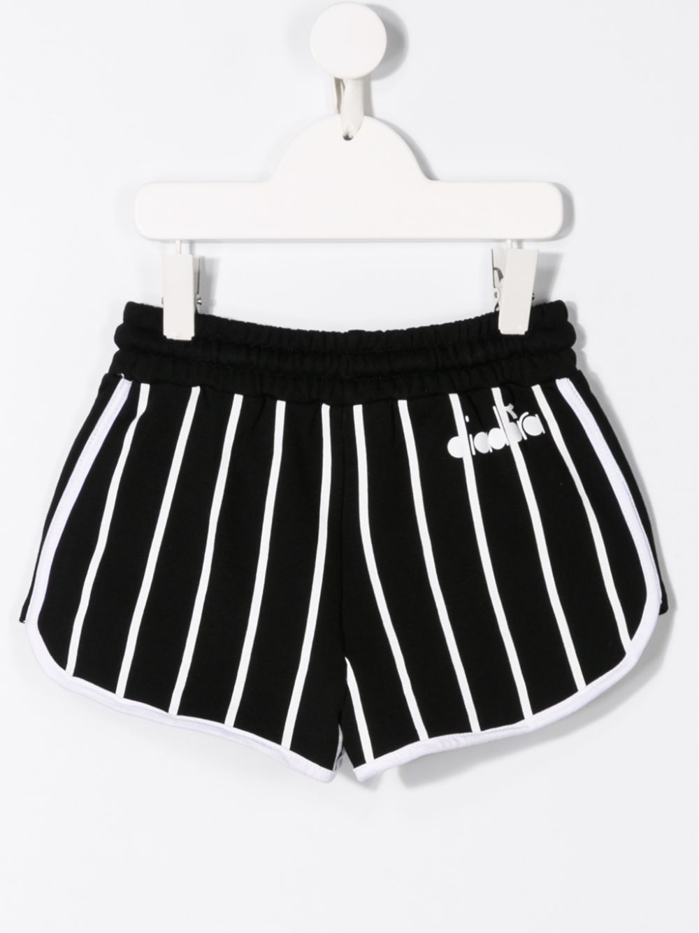 фото Diadora Junior black striped shorts