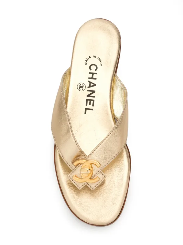 Chanel Pre Owned 古着cc旋扣图案凉鞋 Farfetch Chanel Pre Owned 古着cc旋扣图案凉鞋 Farfetch