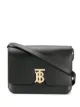 الصورة 1 من Burberry حقيبة كتف ببروش بحروف TB