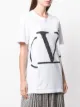 Valentino تيشيرت بشعار V